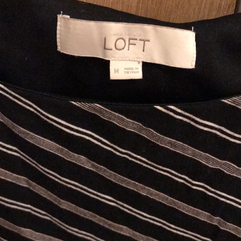 Too small - Picture 2 of 3